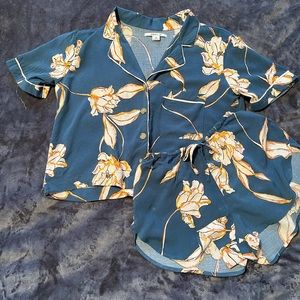 Women’s O’Neill Pajama Set xs